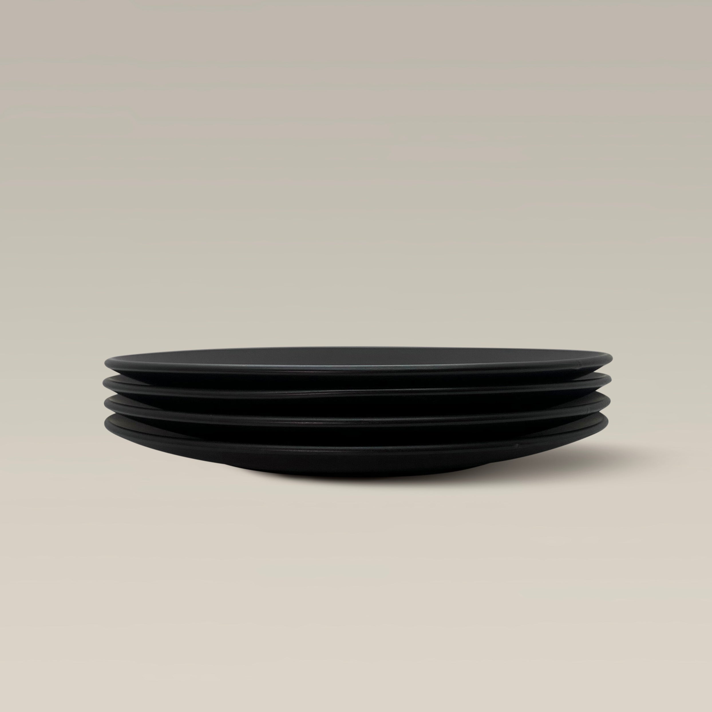 The Contour Dinner Plate - Set of 4 (Black) by Gather Round